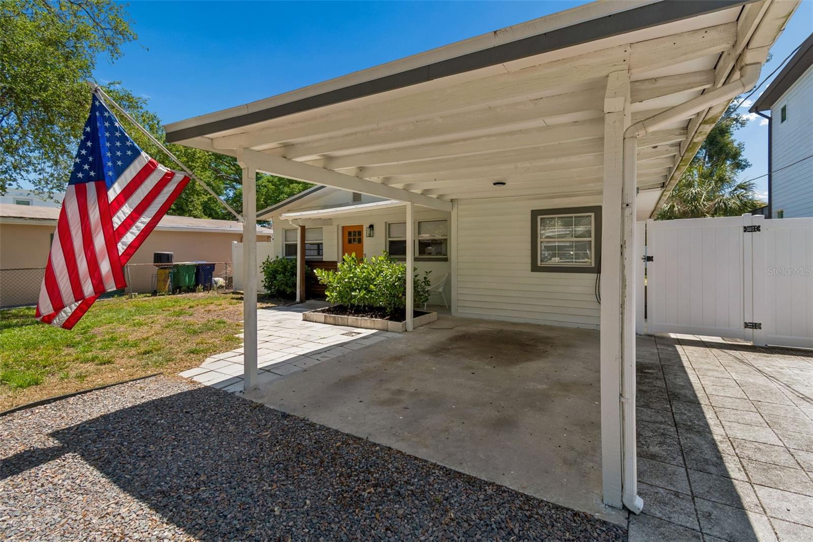 3320 W IOWA AVE, TAMPA, FL, 33611