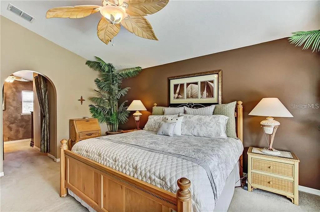 1915 CORNER CREST CT, ORLANDO, FL, 32820