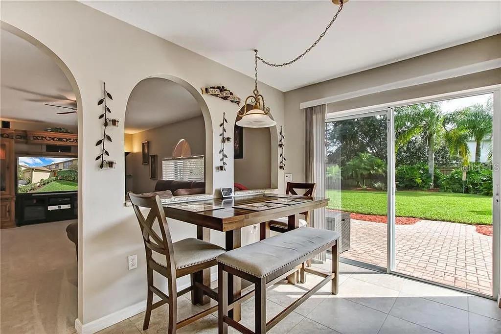 1915 CORNER CREST CT, ORLANDO, FL, 32820