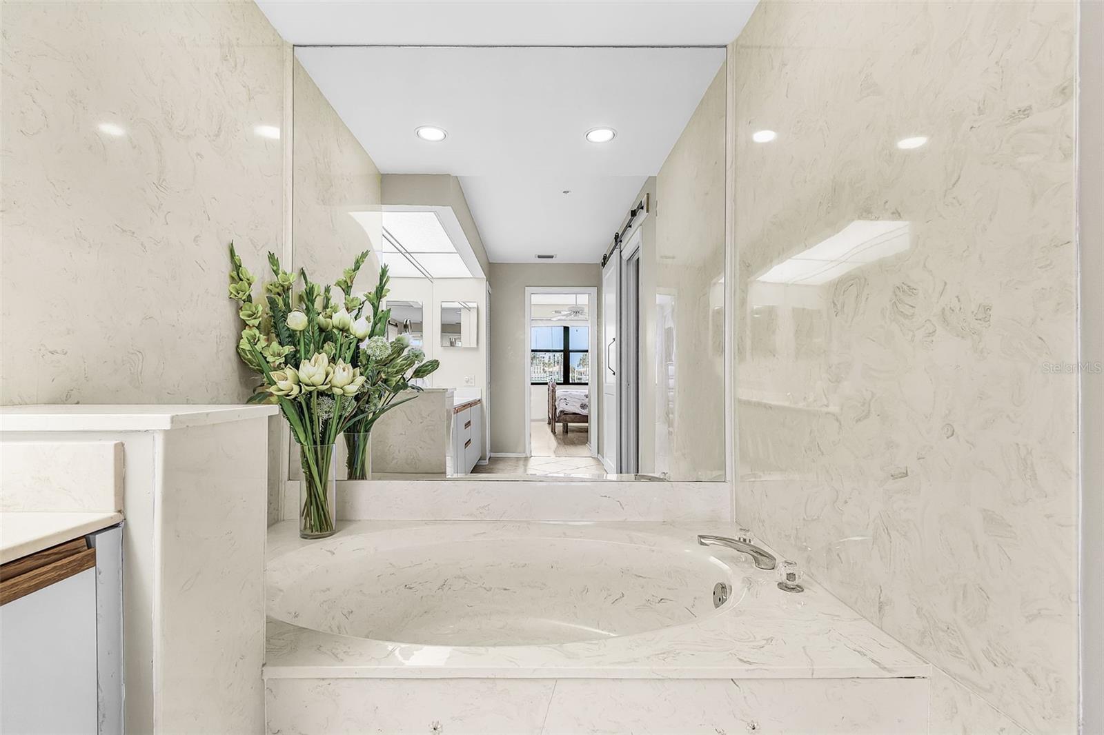 3020 MATECUMBE KEY RD #106, PUNTA GORDA, FL, 33955