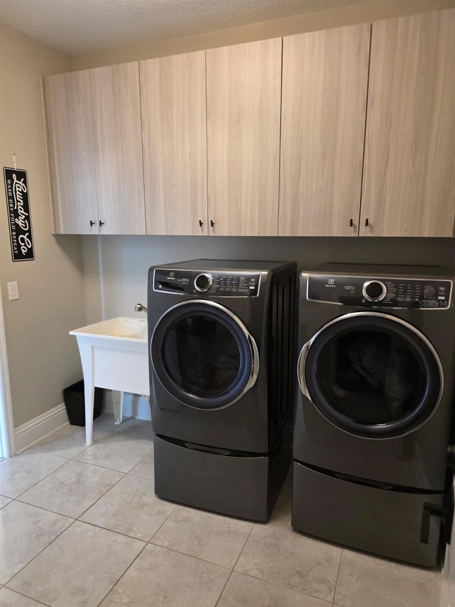 WHISPERING OAKS PRESERVE PH 1, WESLEY CHAPEL, FL, 33545