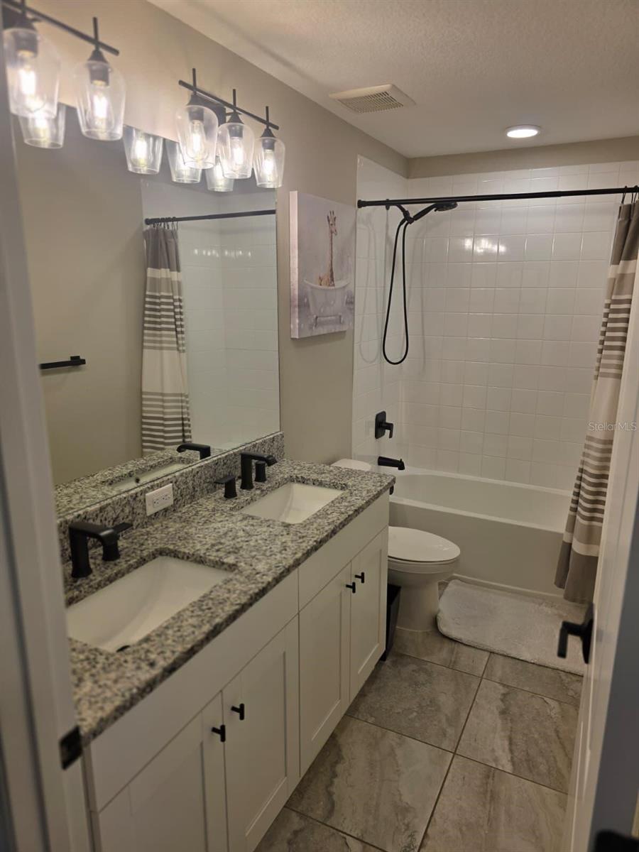 WHISPERING OAKS PRESERVE PH 1, WESLEY CHAPEL, FL, 33545