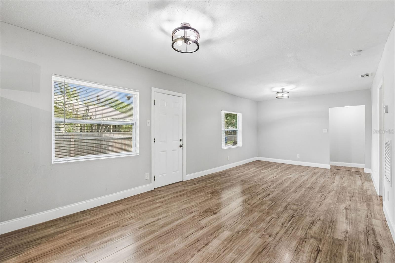 8008 N 12TH ST, TAMPA, FL, 33604