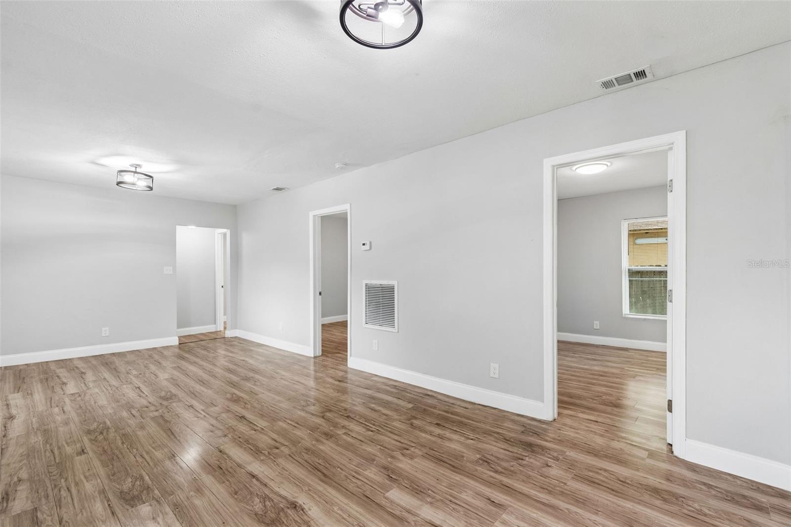 8008 N 12TH ST, TAMPA, FL, 33604