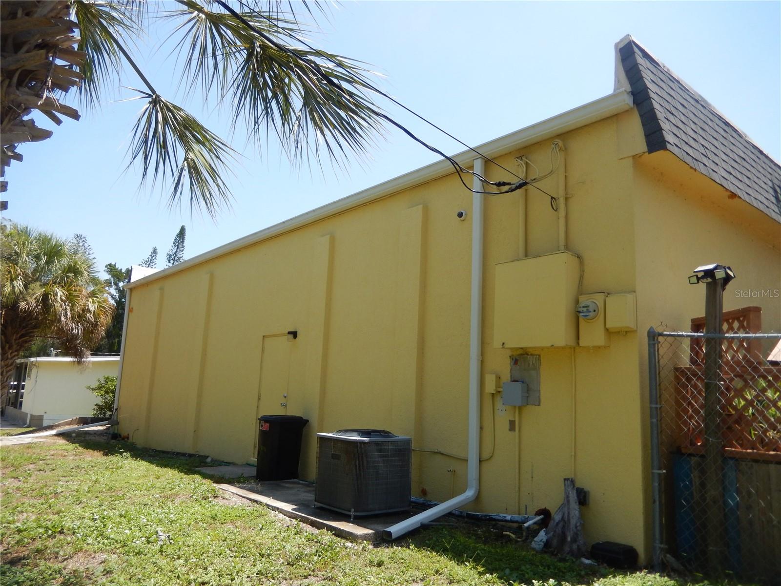 6804 CORTEZ RD W, BRADENTON, FL, 34210