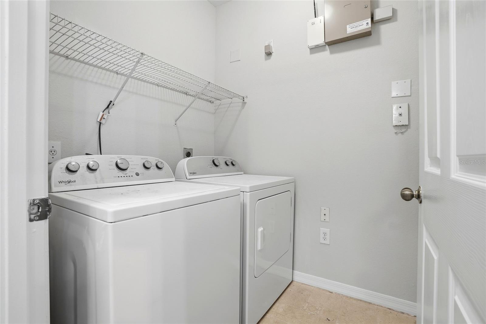 9916 COURTNEY PALMS BLVD #302, TAMPA, FL, 33619