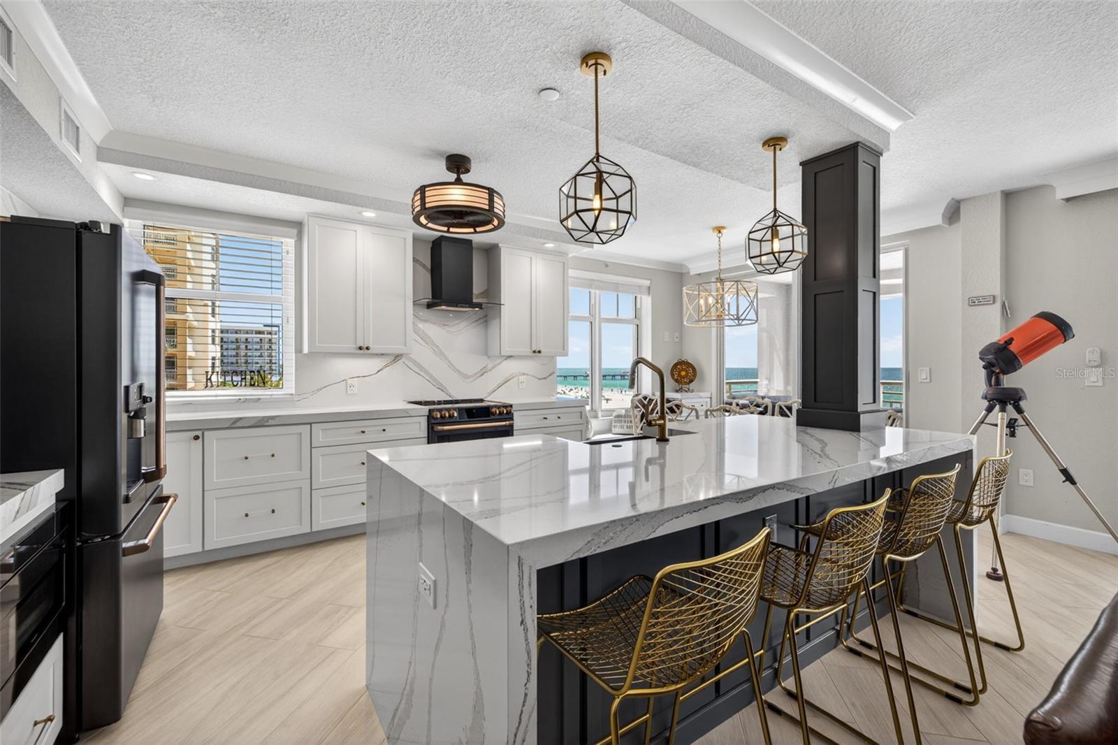 11 SAN MARCO ST #401, CLEARWATER BEACH, FL, 33767