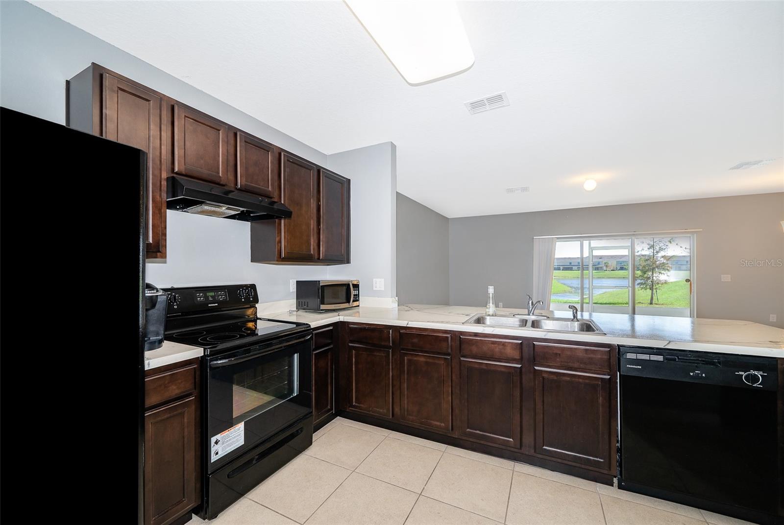 241 ARBOR LAKES DR, DAVENPORT, FL, 33896