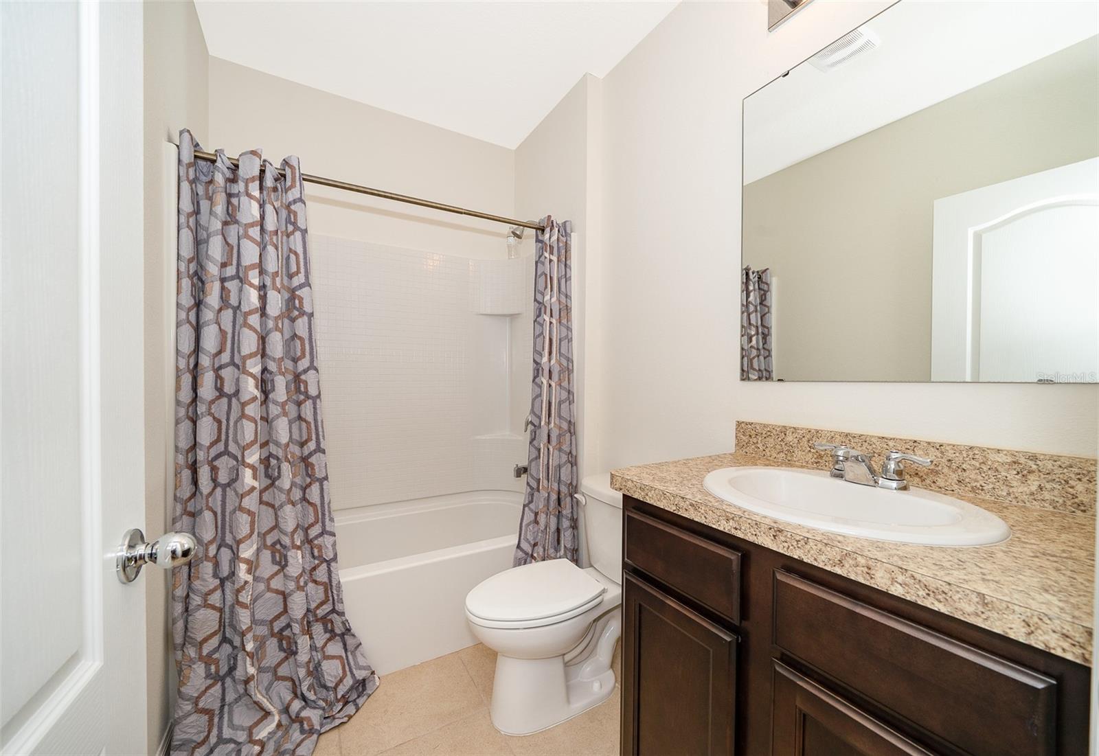 241 ARBOR LAKES DR, DAVENPORT, FL, 33896