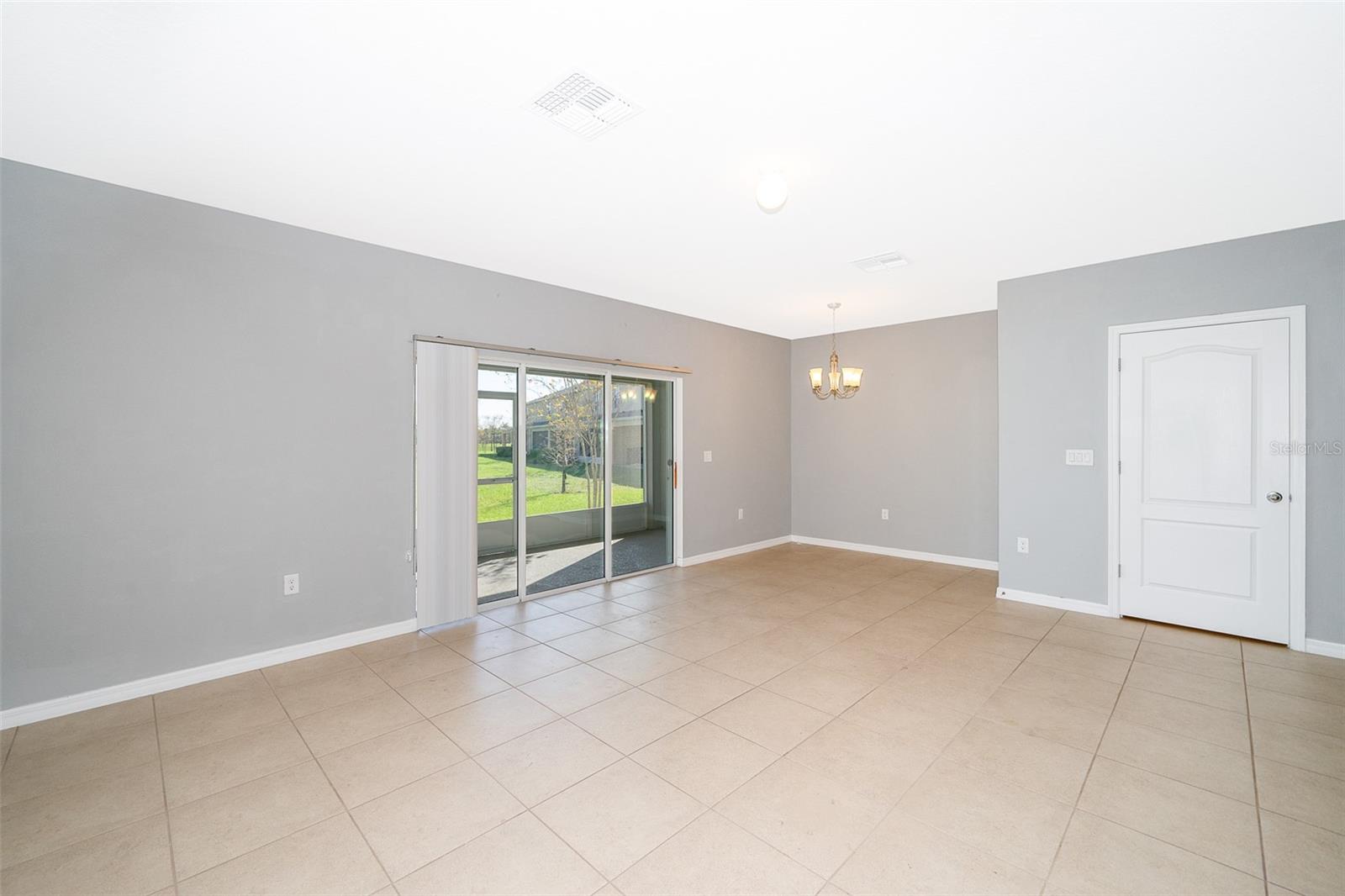 241 ARBOR LAKES DR, DAVENPORT, FL, 33896