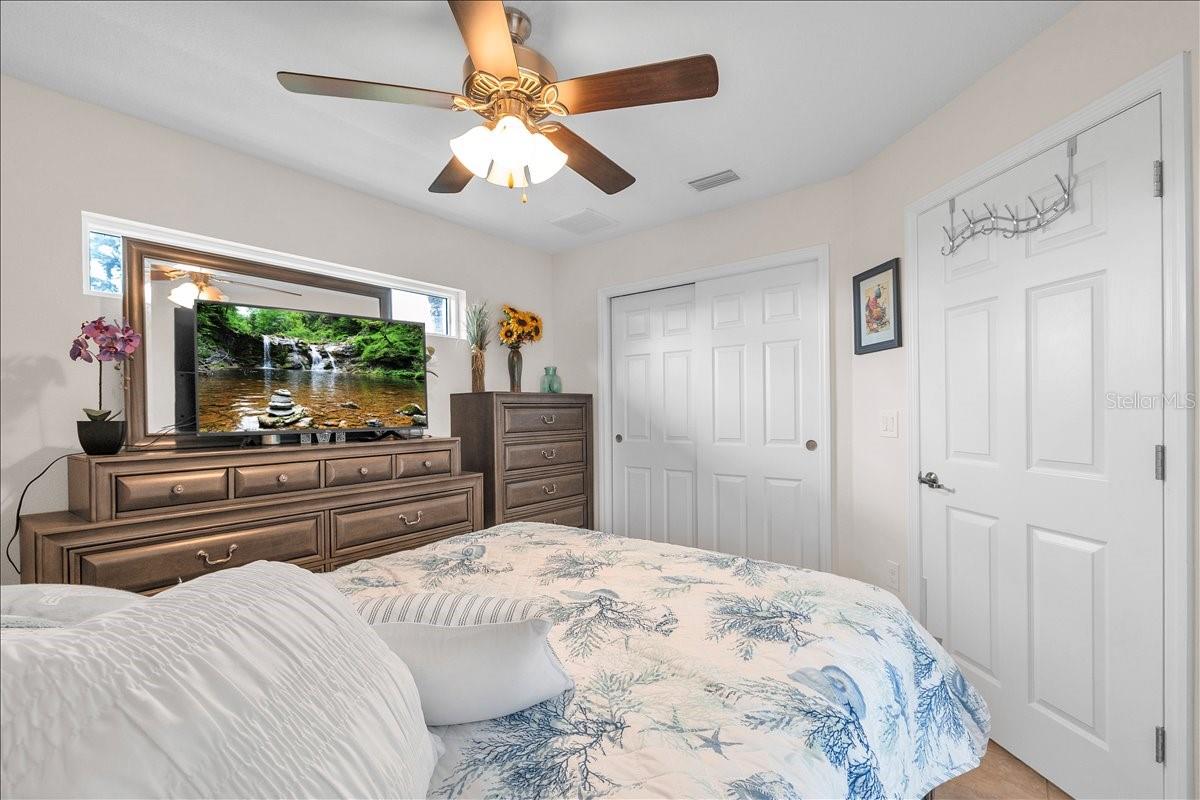 519 W CASHEW, PUNTA GORDA, FL, 33955