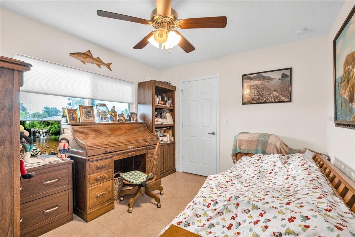 519 W CASHEW, PUNTA GORDA, FL, 33955