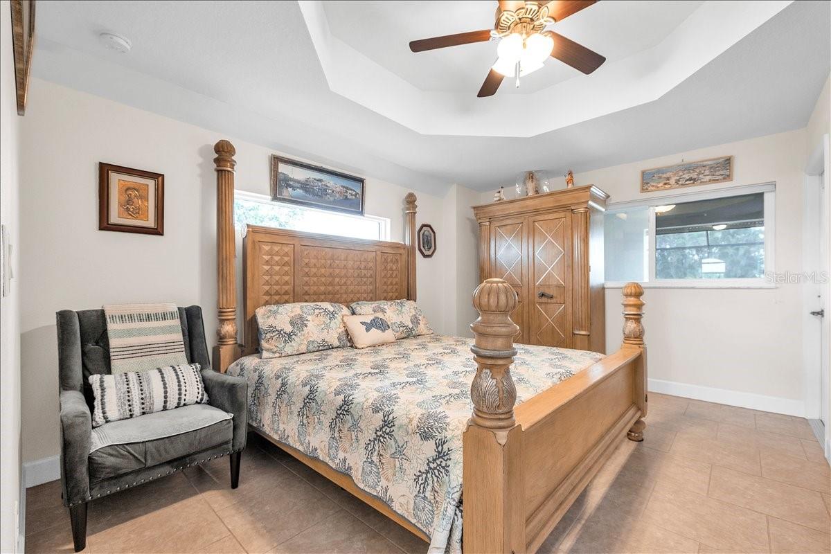 519 W CASHEW, PUNTA GORDA, FL, 33955