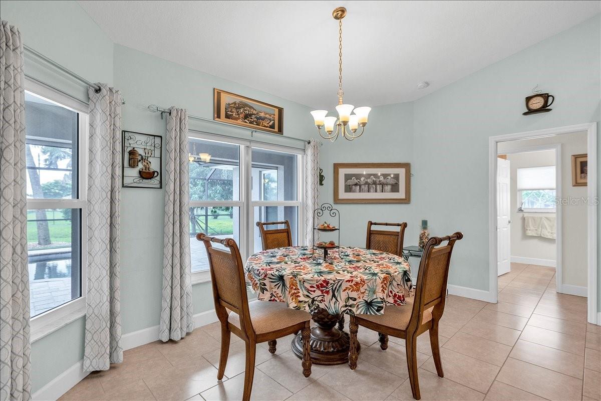 519 W CASHEW, PUNTA GORDA, FL, 33955