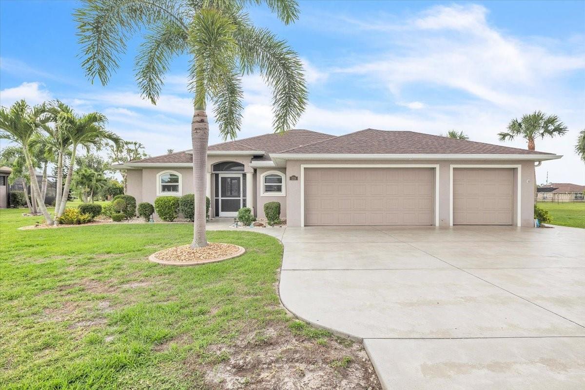 519 W CASHEW, PUNTA GORDA, FL, 33955