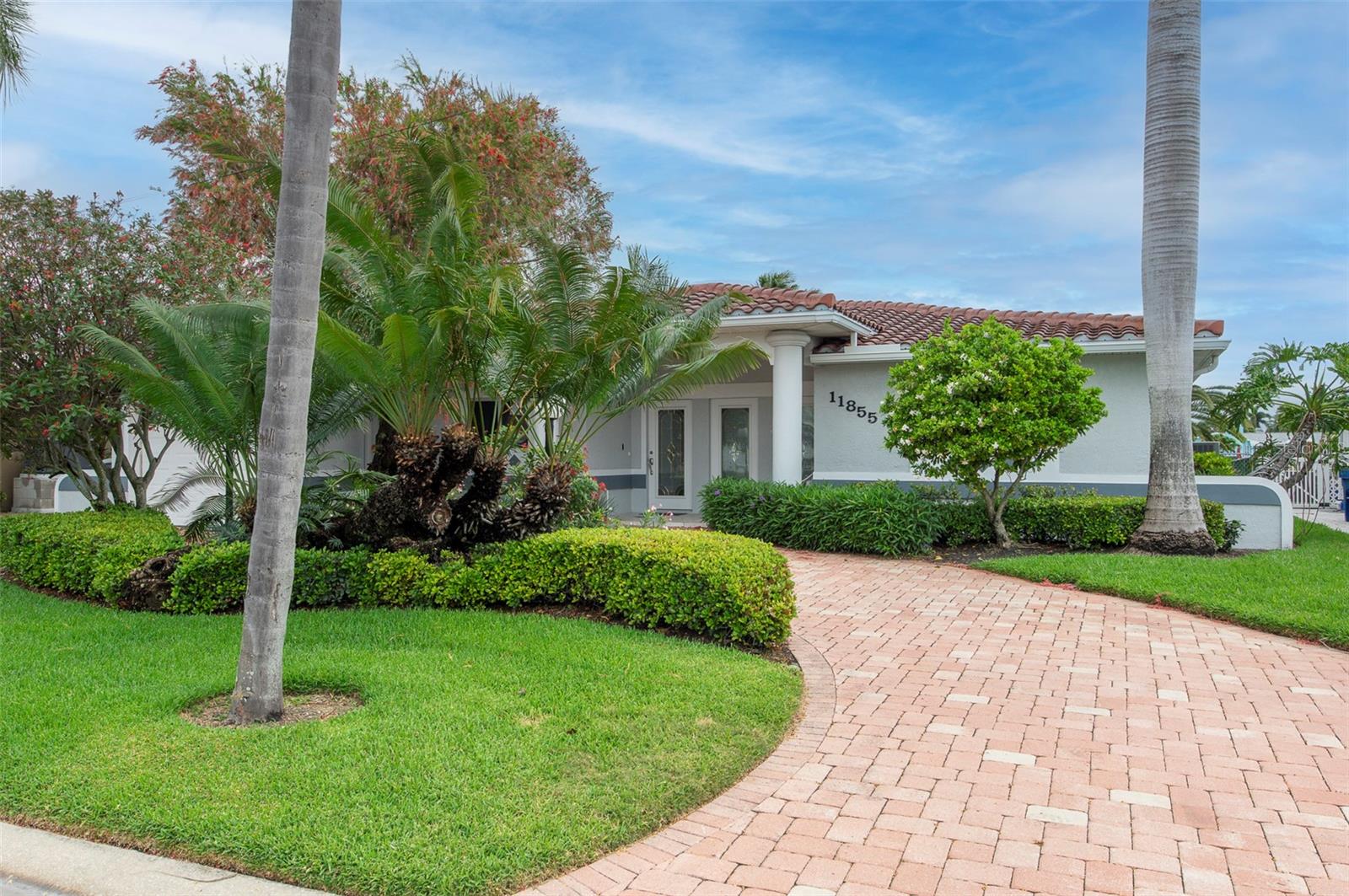 11855 4TH ST E, TREASURE ISLAND, FL, 33706