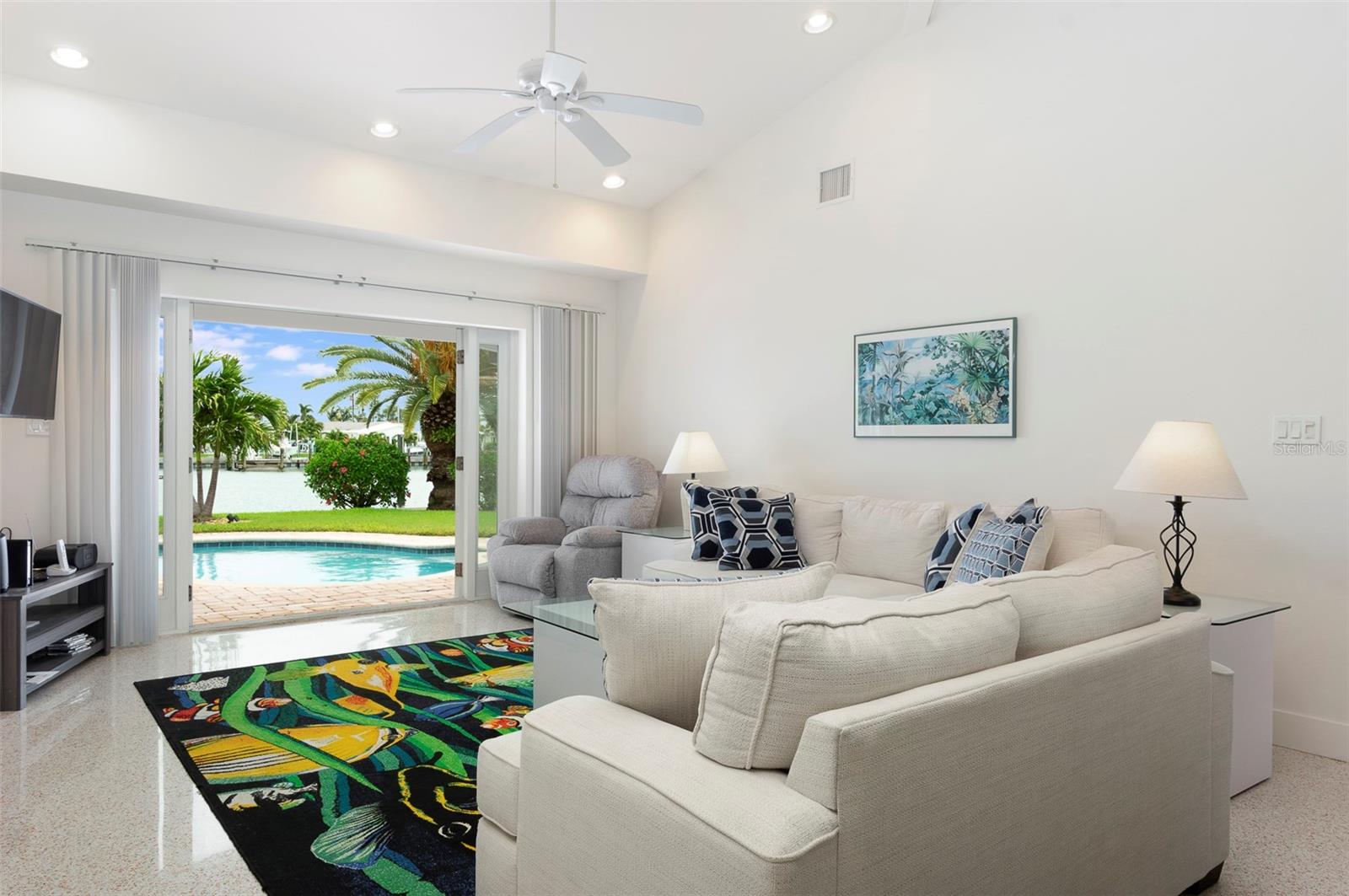 11855 4TH ST E, TREASURE ISLAND, FL, 33706