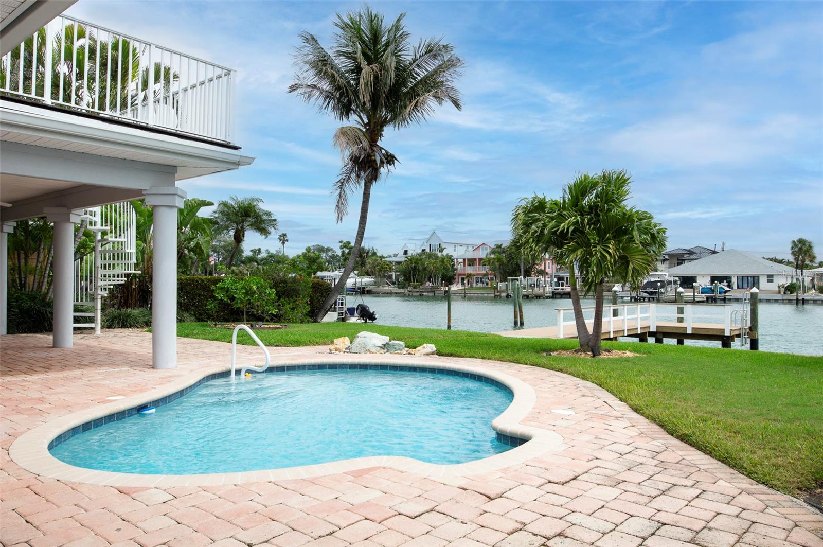 11855 4TH ST E, TREASURE ISLAND, FL, 33706