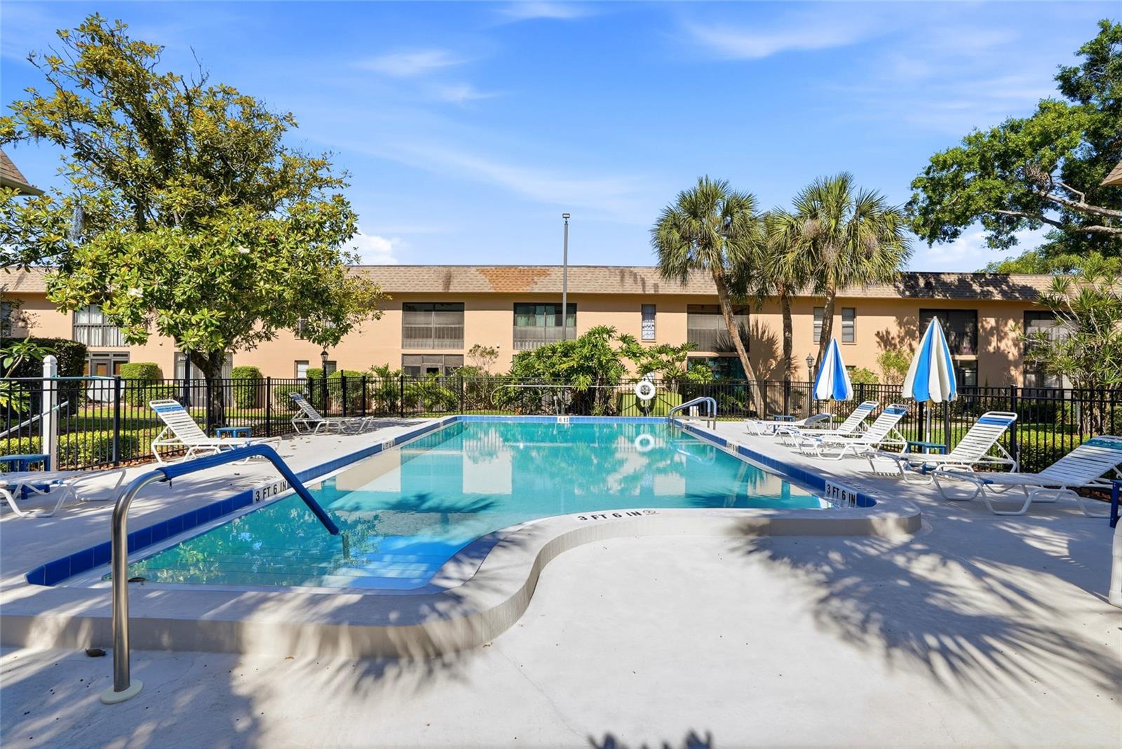100 GRAND BLVD #106, TARPON SPRINGS, FL, 34689