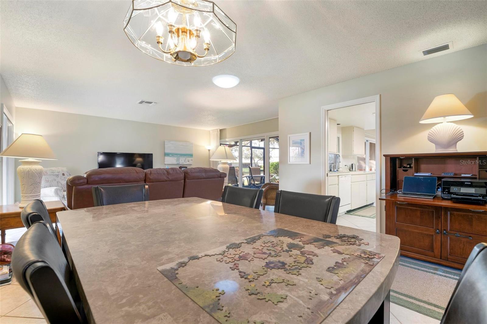 3896 WILSHIRE DR #11, SARASOTA, FL, 34238