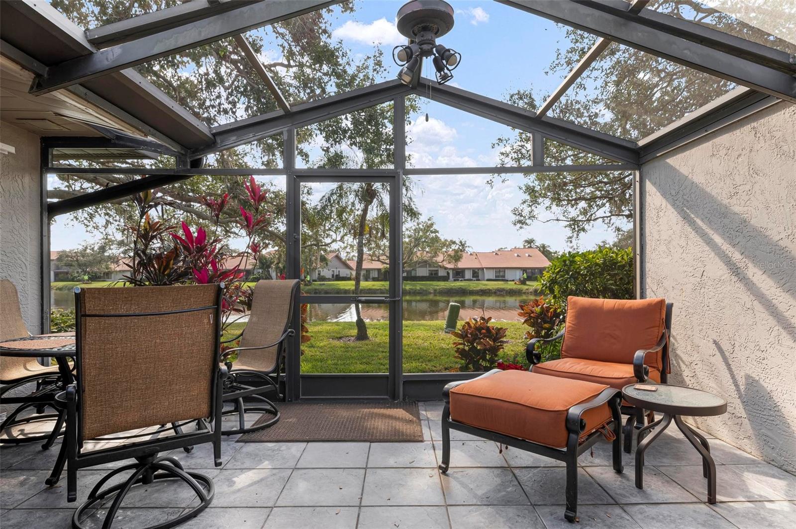 3896 WILSHIRE DR #11, SARASOTA, FL, 34238