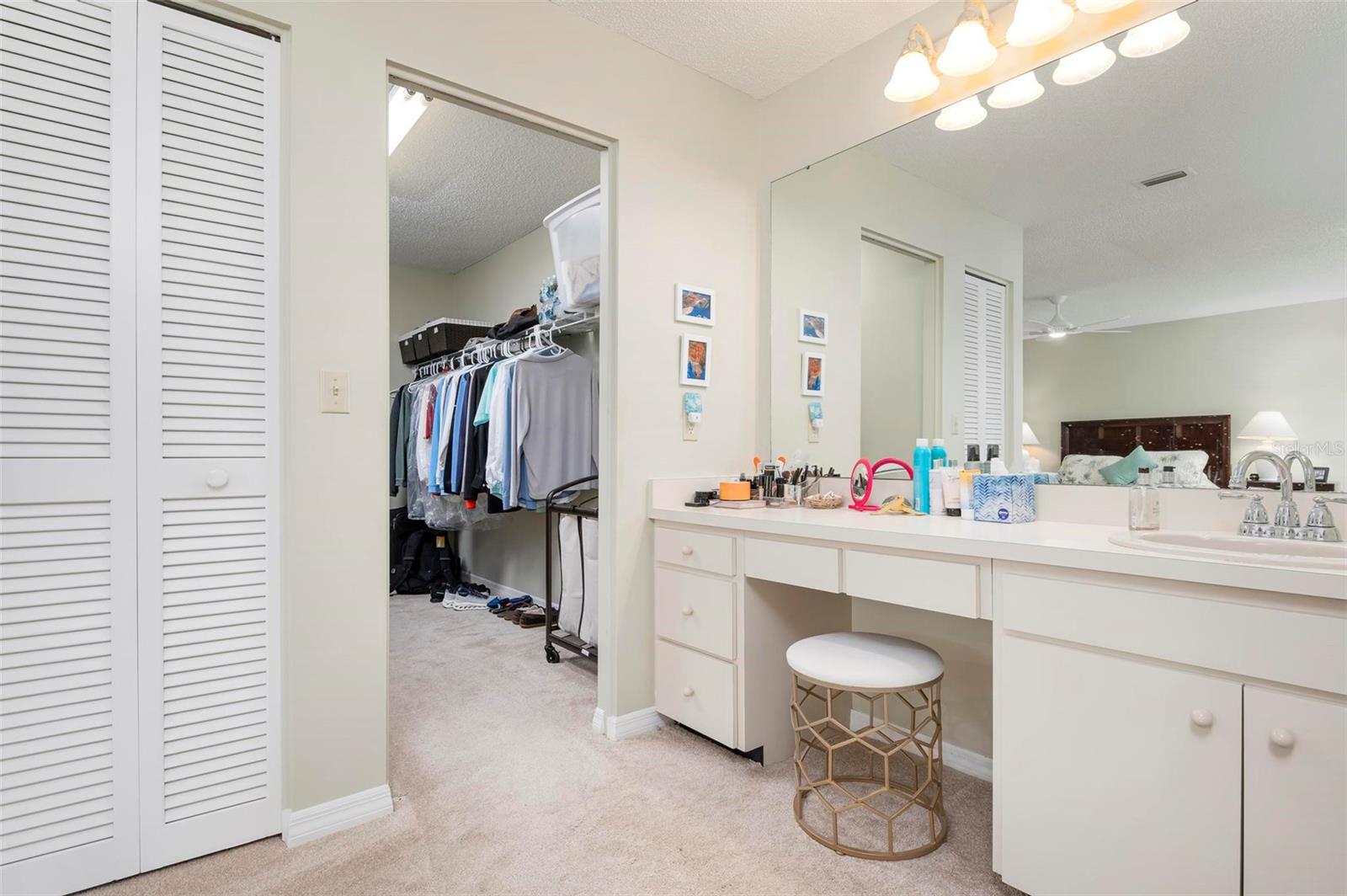 3896 WILSHIRE DR #11, SARASOTA, FL, 34238