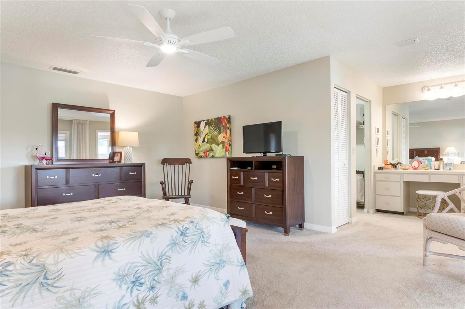 3896 WILSHIRE DR #11, SARASOTA, FL, 34238