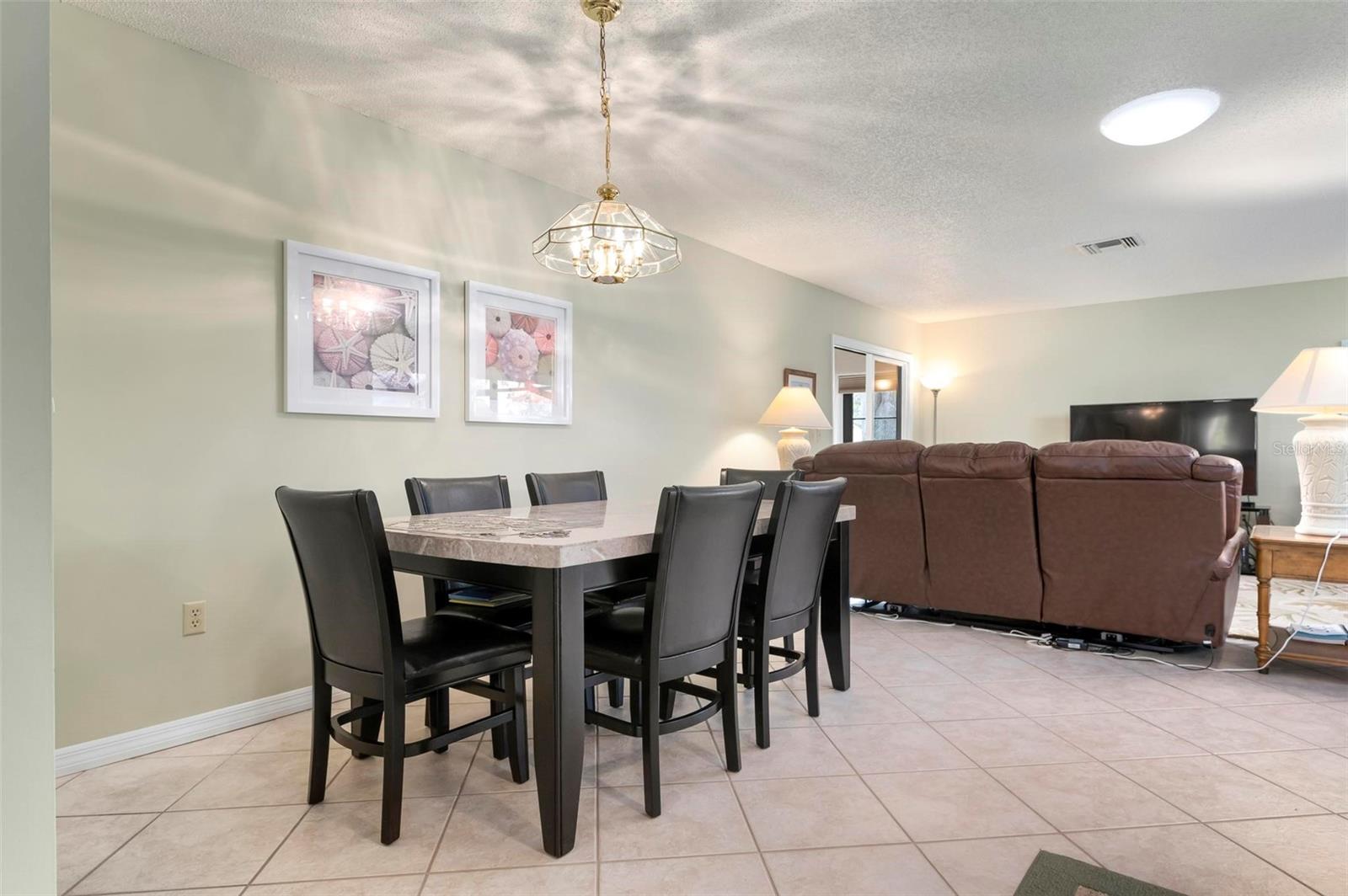 3896 WILSHIRE DR #11, SARASOTA, FL, 34238