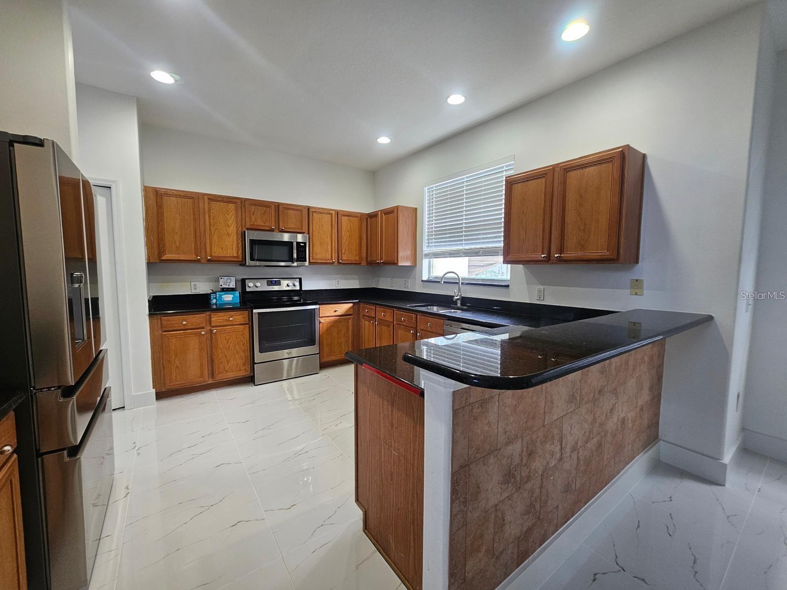 2718 LUCAS LAKE LN, KISSIMMEE, FL, 34744