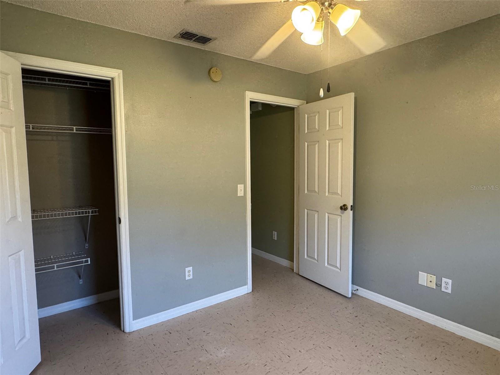 5435 TANGERINE DR, ZEPHYRHILLS, FL, 33542