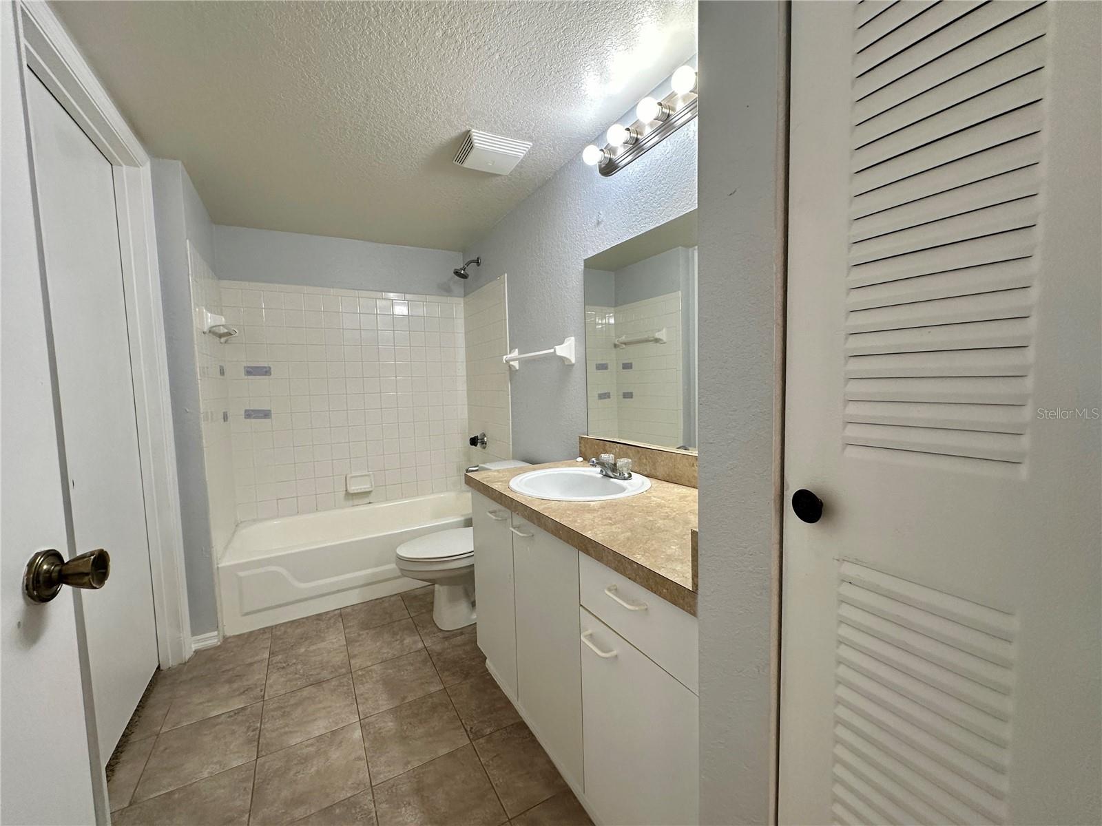 1610 COLUMBIA ARMS CIR #131, KISSIMMEE, FL, 34741