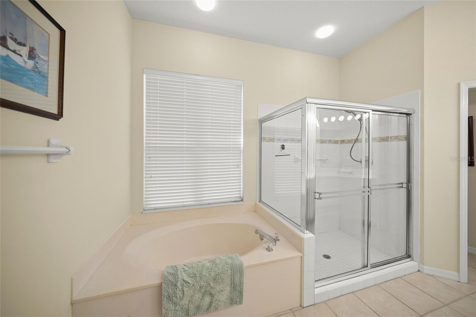 6923 LENNOX PL, UNIVERSITY PARK, FL, 34201