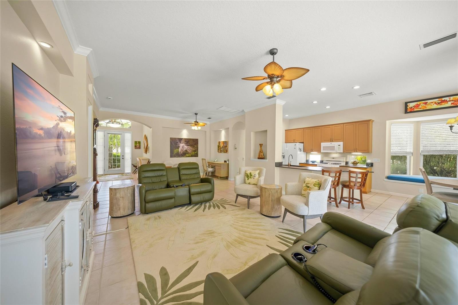 6923 LENNOX PL, UNIVERSITY PARK, FL, 34201