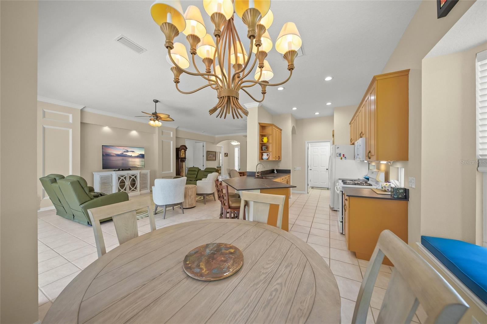 6923 LENNOX PL, UNIVERSITY PARK, FL, 34201