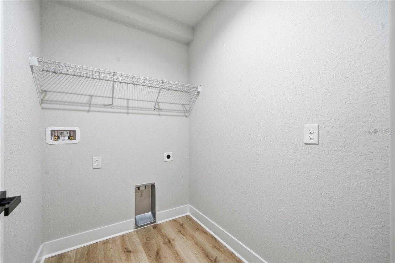 15212 HAWLEY RD, WEEKI WACHEE, FL, 34614