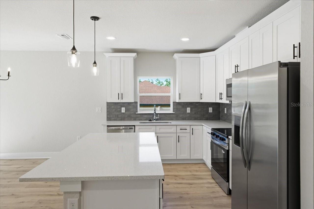 15212 HAWLEY RD, WEEKI WACHEE, FL, 34614