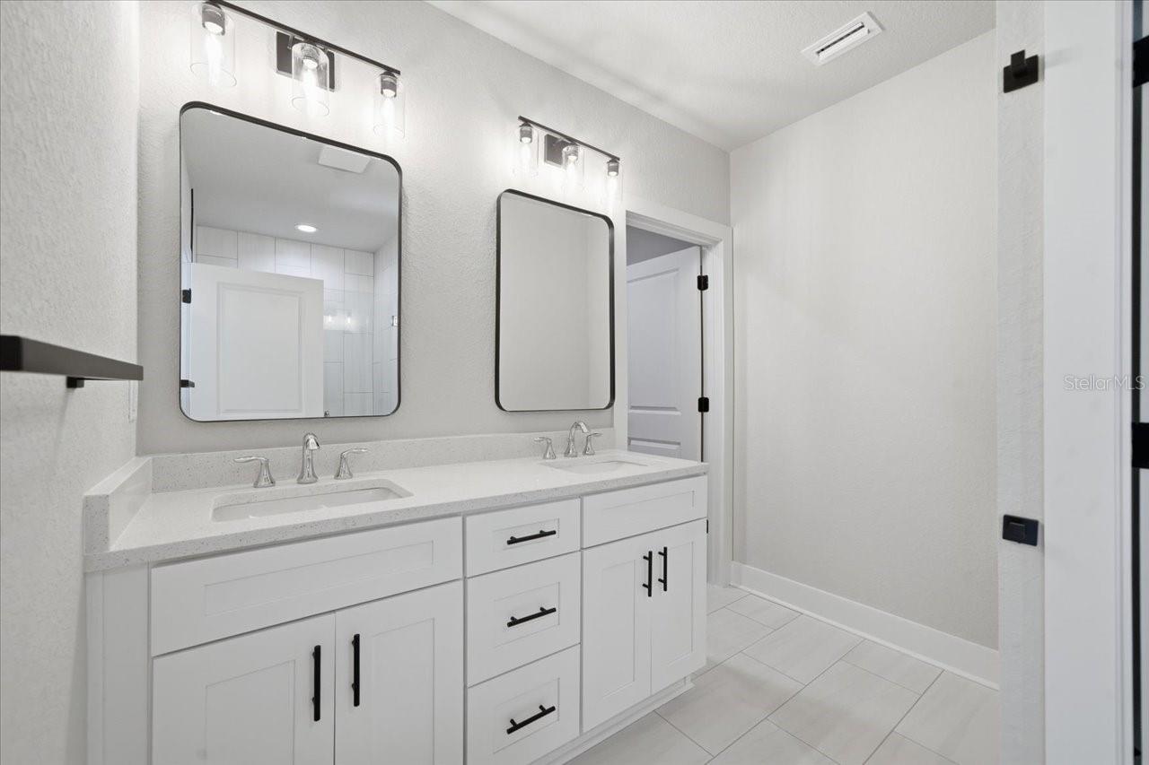 15212 HAWLEY RD, WEEKI WACHEE, FL, 34614