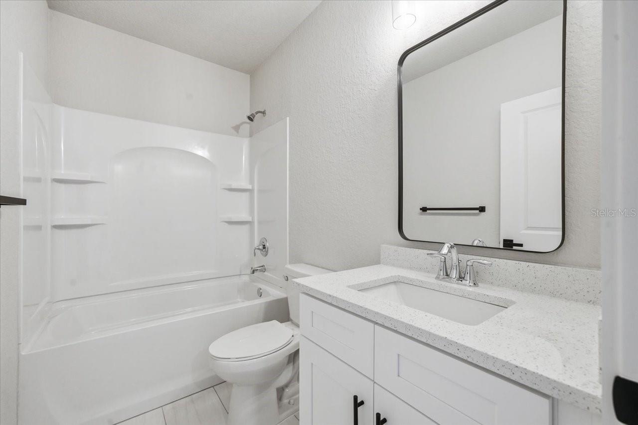 15212 HAWLEY RD, WEEKI WACHEE, FL, 34614