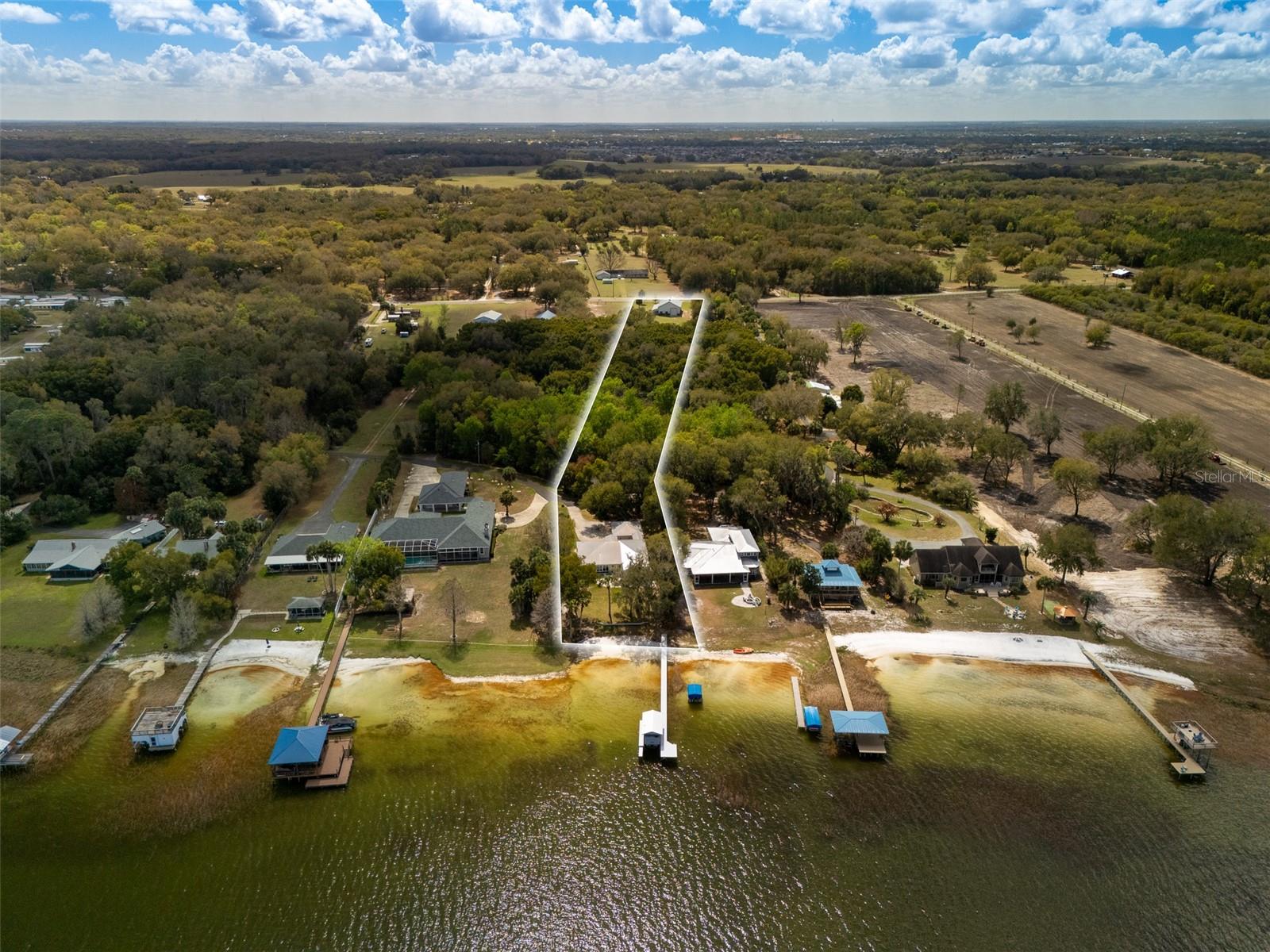 12495 SE SUNSET HARBOR RD, WEIRSDALE, FL, 32195