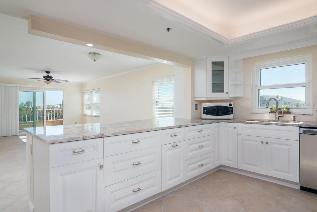 160 COLUMBIA DR #507, TAMPA, FL, 33606