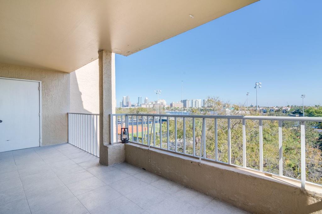 160 COLUMBIA DR #507, TAMPA, FL, 33606