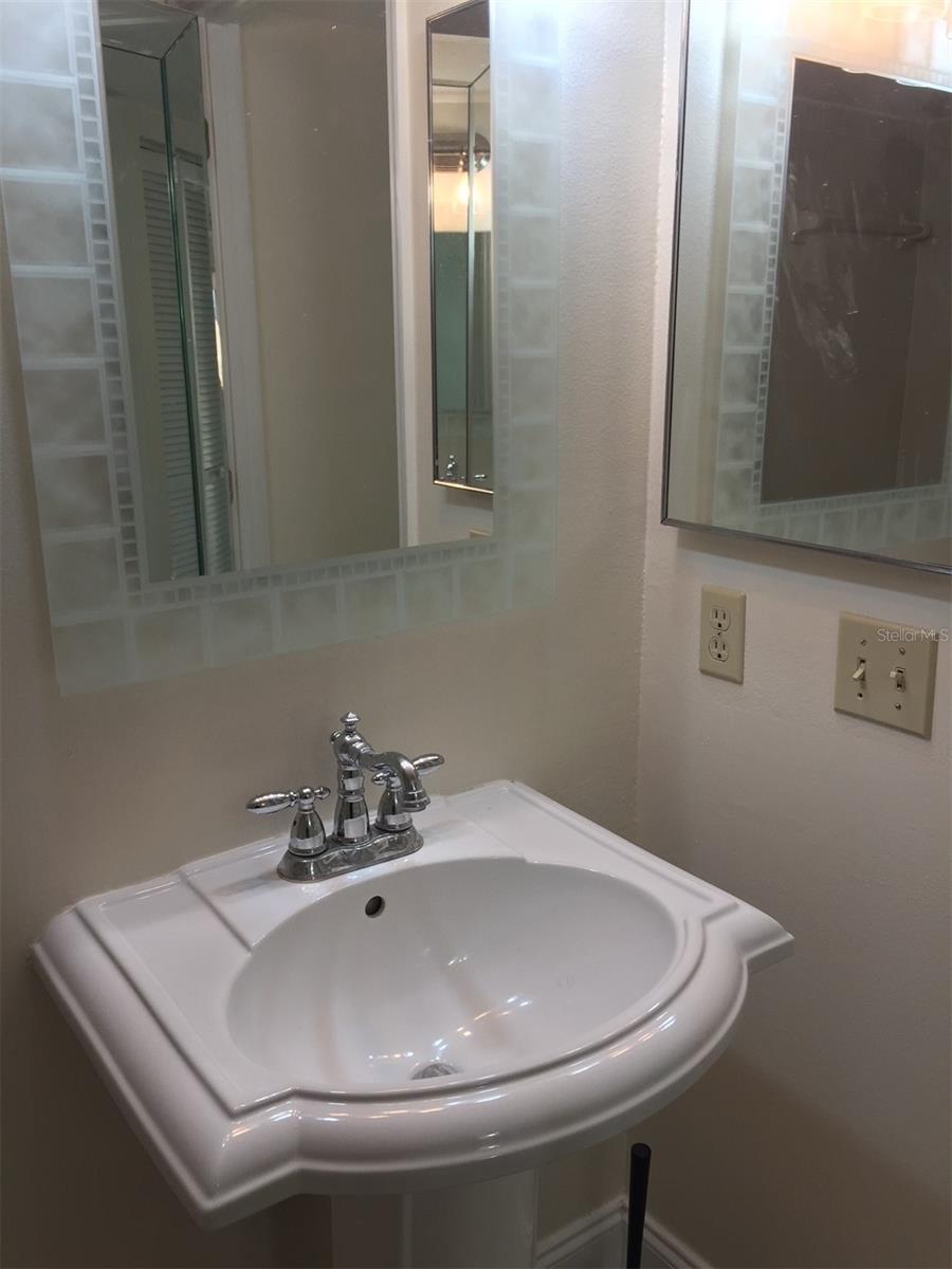 160 COLUMBIA DR #507, TAMPA, FL, 33606