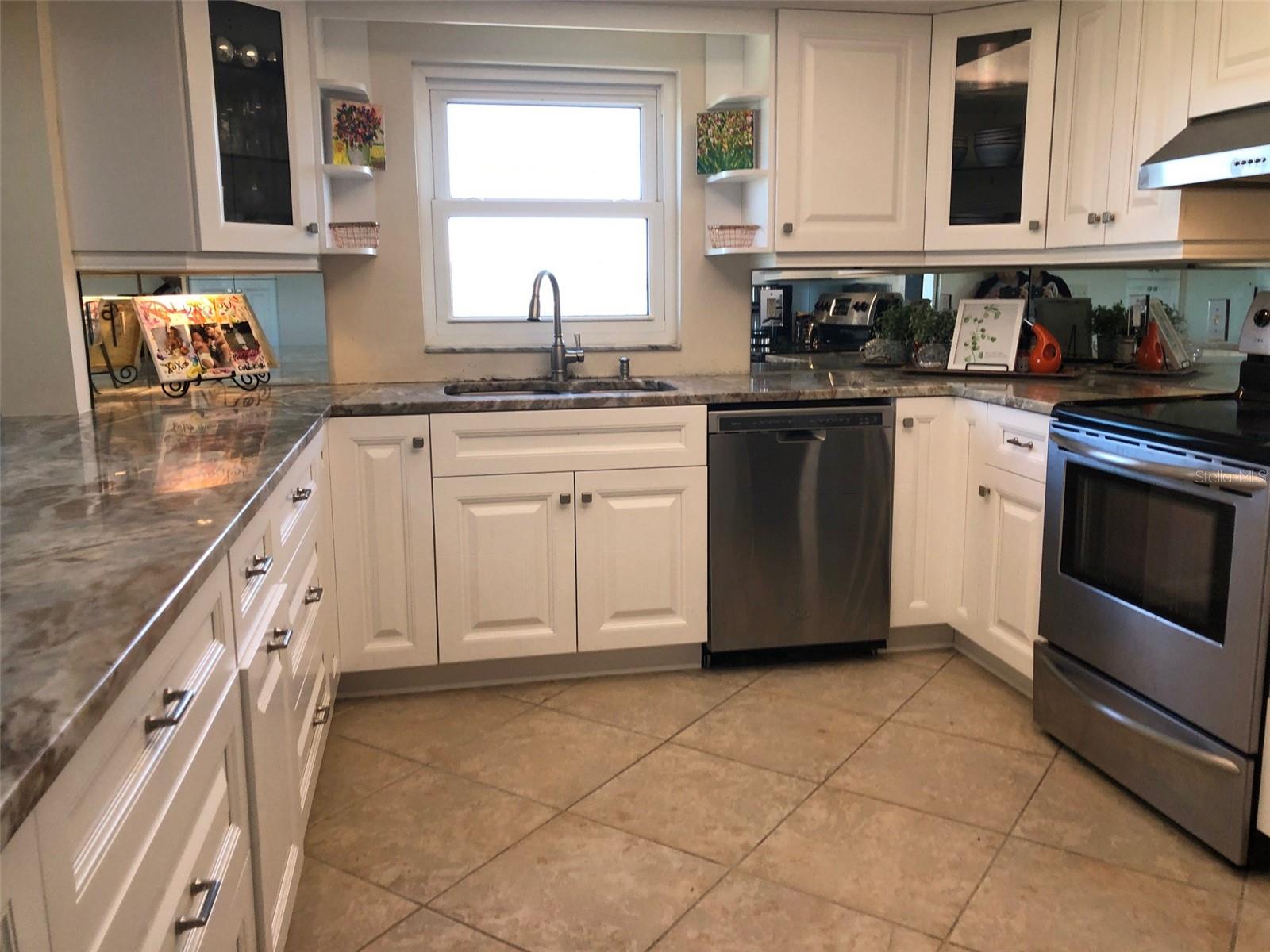 160 COLUMBIA DR #507, TAMPA, FL, 33606