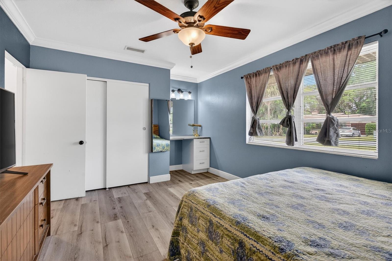 2303 MAHONEY AVE, LEESBURG, FL, 34748