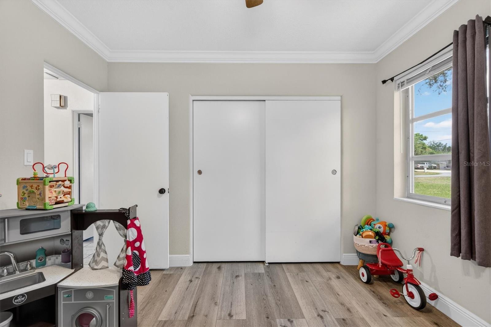 2303 MAHONEY AVE, LEESBURG, FL, 34748