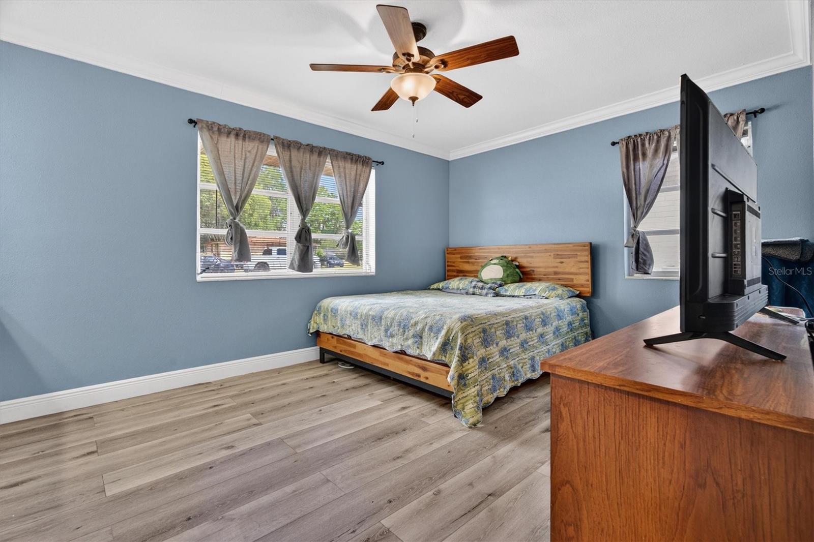 2303 MAHONEY AVE, LEESBURG, FL, 34748