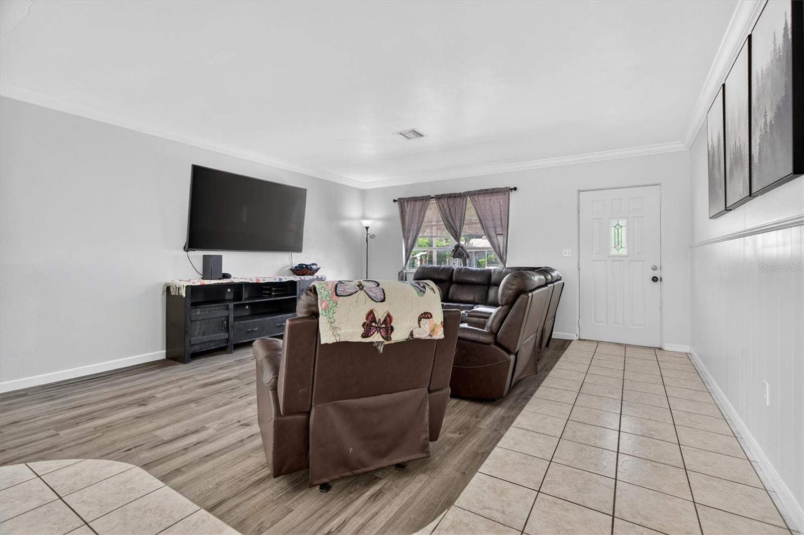 2303 MAHONEY AVE, LEESBURG, FL, 34748