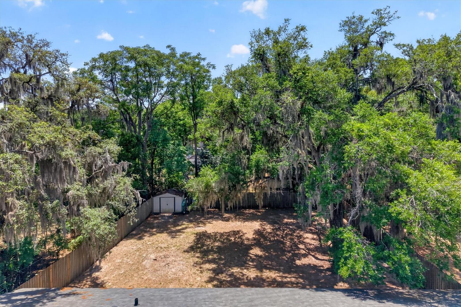 2303 MAHONEY AVE, LEESBURG, FL, 34748