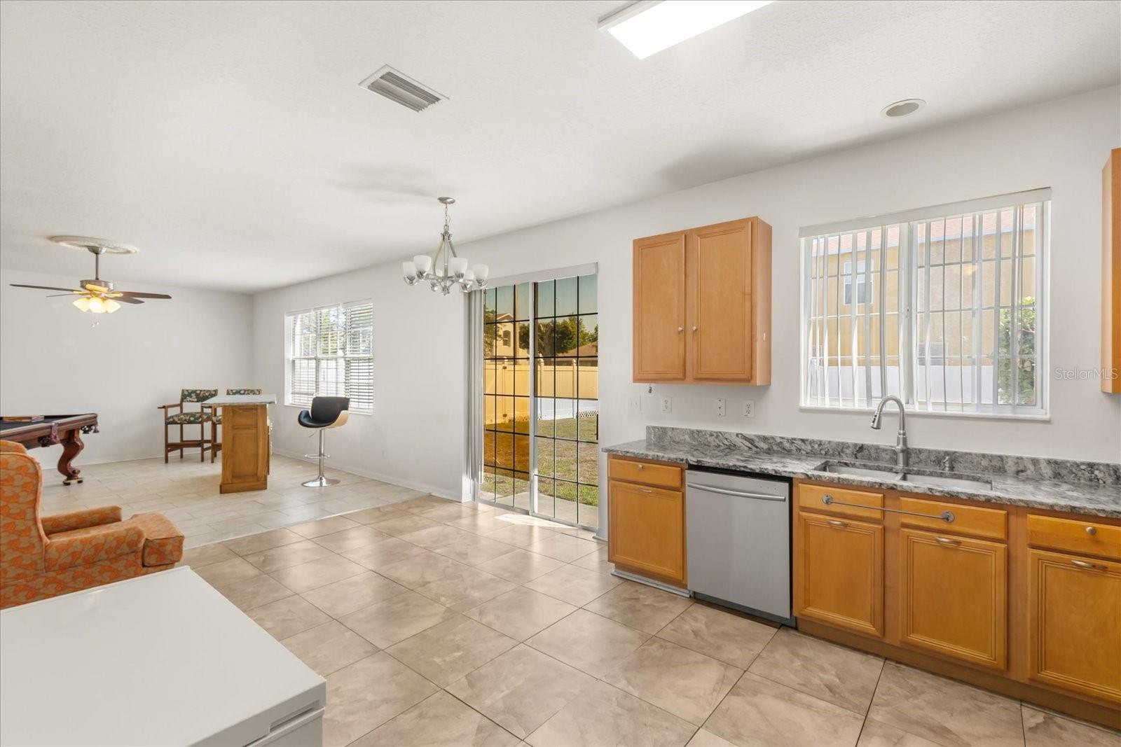 402 CHIMNEY ROCK DR, RUSKIN, FL, 33570