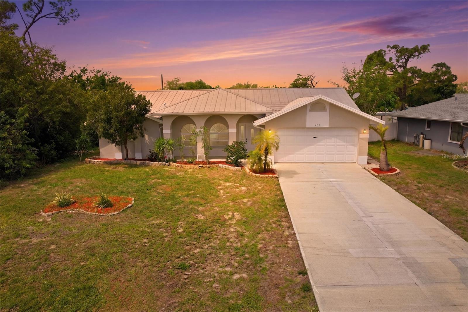 830 COLUMBIA ST, PORT CHARLOTTE, FL, 33948